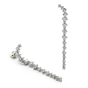 Pendientes largos de plata brillante estilo novia elegantes